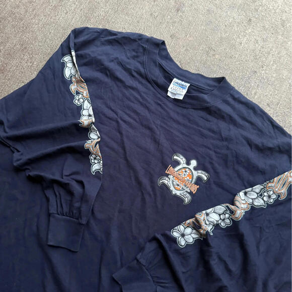 Gildan Other - 90s Vintage Turtle Longsleeve surf tee